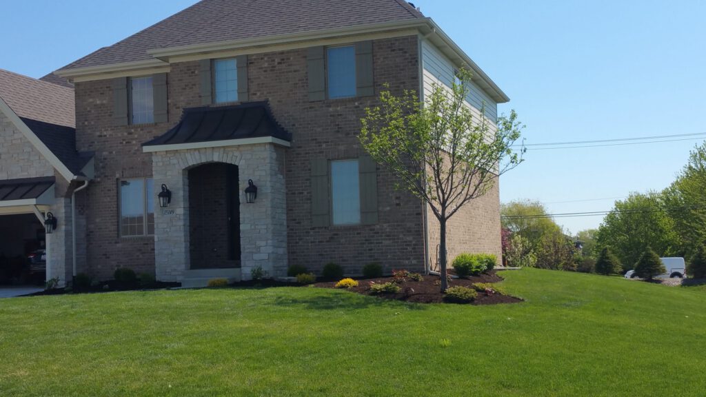 New Home Build Easy Maintenance Landscape Installation (Homer Glen)