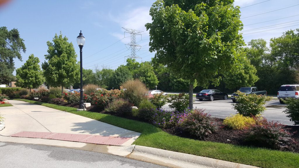 Palos Heights Clubhouse Entrance and Parking Lot Renovation